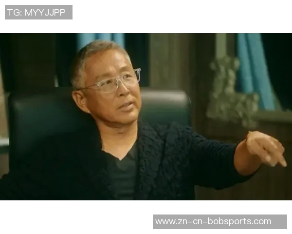 芬奇怒斥裁判漏判两次直言你心知肚明场边气氛紧张 芬奇怒斥裁判漏判两次直言你心知肚明场边气氛紧张