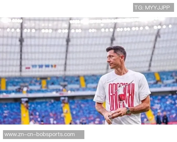 莱万年薪超2000万欧愿降薪留巴萨展现忠诚态度