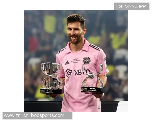 迈阿密外租中场克雷马斯基荣膺美国年度最佳年轻球员称号 迈阿密外租中场克雷马斯基荣膺美国年度最佳年轻球员称号