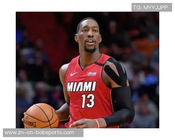 哈克斯称赞阿德巴约复出助球队稳定阵脚感到非常开心